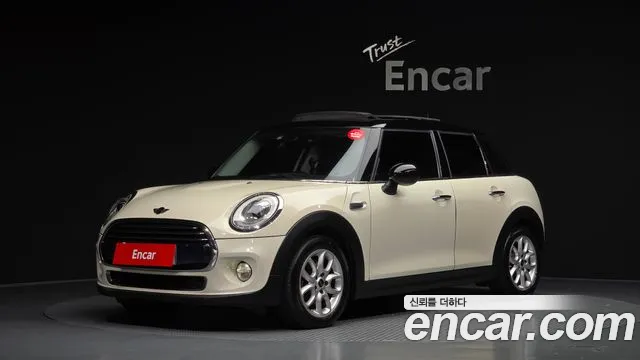 MINI Cooper 2015