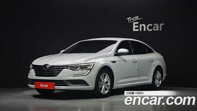 Renault SM6 2016