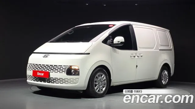 Hyundai Staria 2021