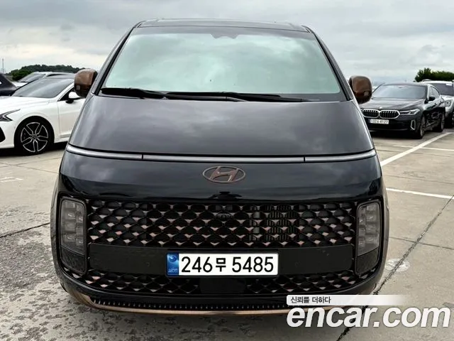 Hyundai Staria 2023