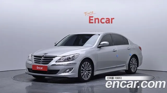 Hyundai Genesis 2012