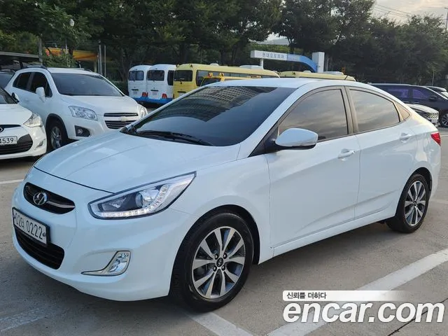 Hyundai Accent 2015