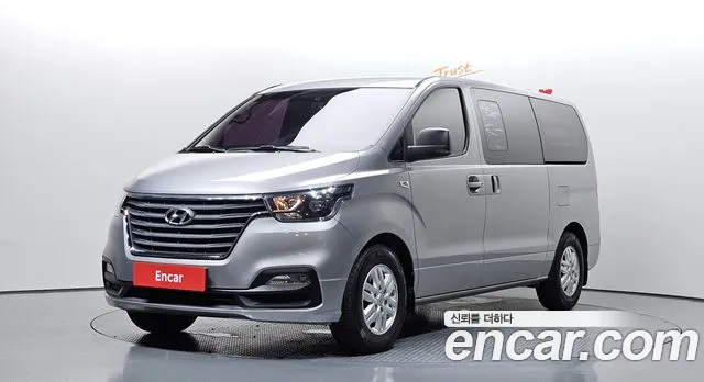 Hyundai Starex 2019