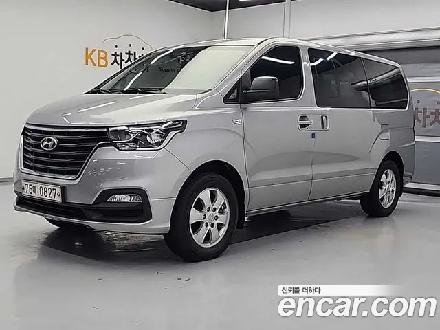 Hyundai Starex 2018
