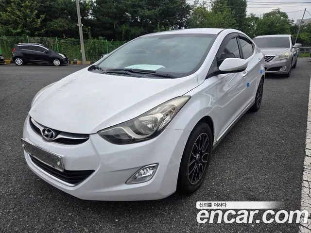 Hyundai Avante 2012
