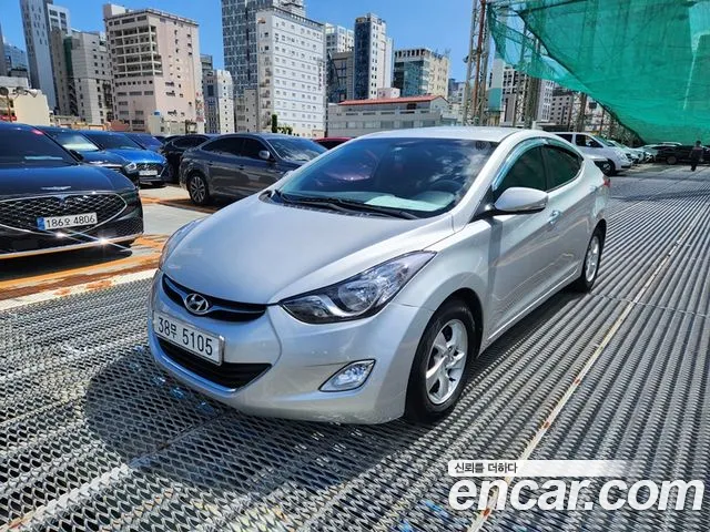 Hyundai Avante 2012