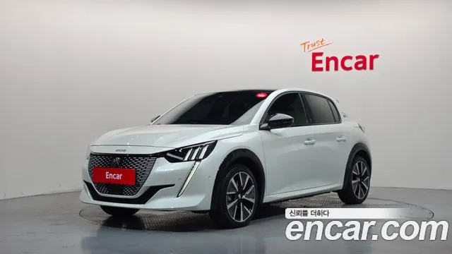 Peugeot 208 2022