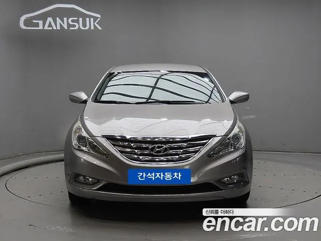 Hyundai Sonata 2010