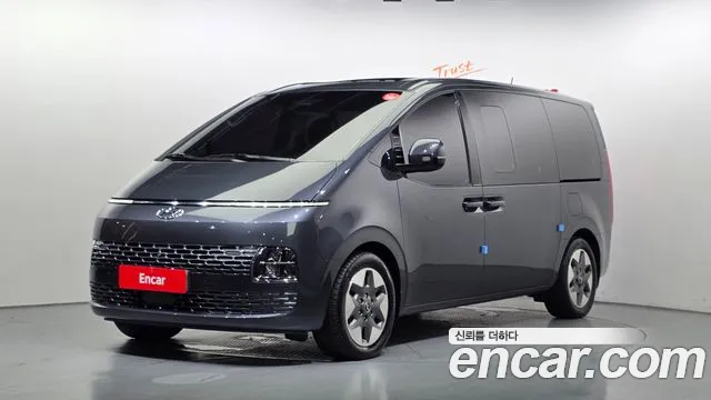 Hyundai Staria 2023
