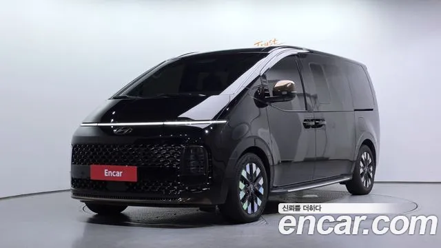 Hyundai Staria 2024