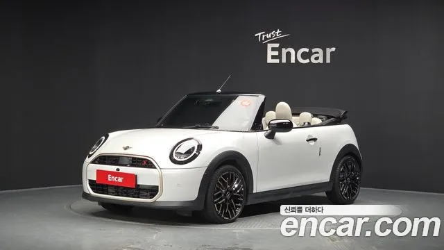 MINI Cooper Convertible 2025