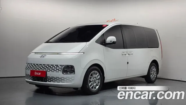 Hyundai Staria 2025