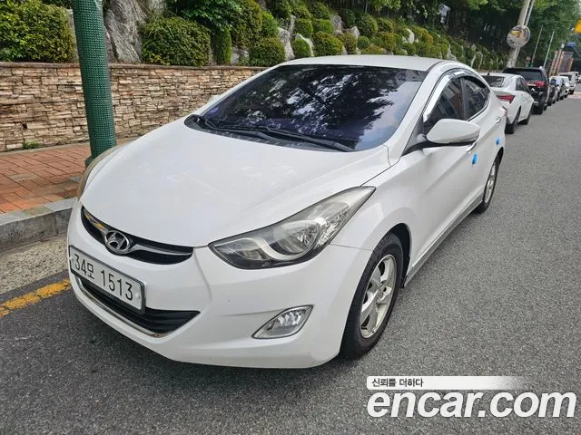 Hyundai Avante 2012