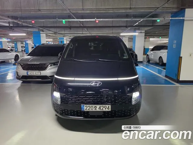 Hyundai Staria 2023