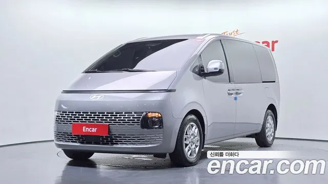 Hyundai Staria 2025