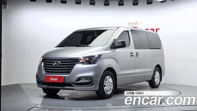 Hyundai Starex 2018