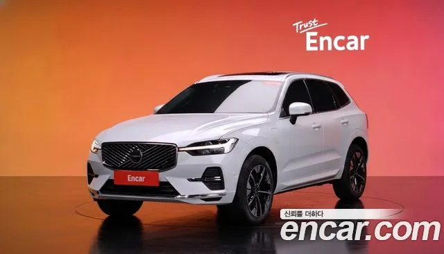 Volvo XC60 2025