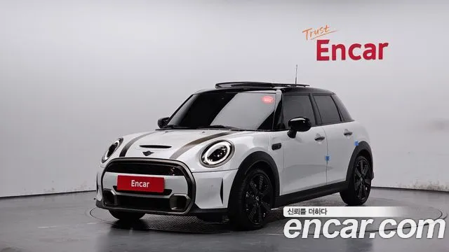 MINI Cooper 2023