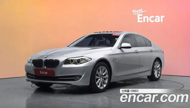 BMW 5-Series 2011