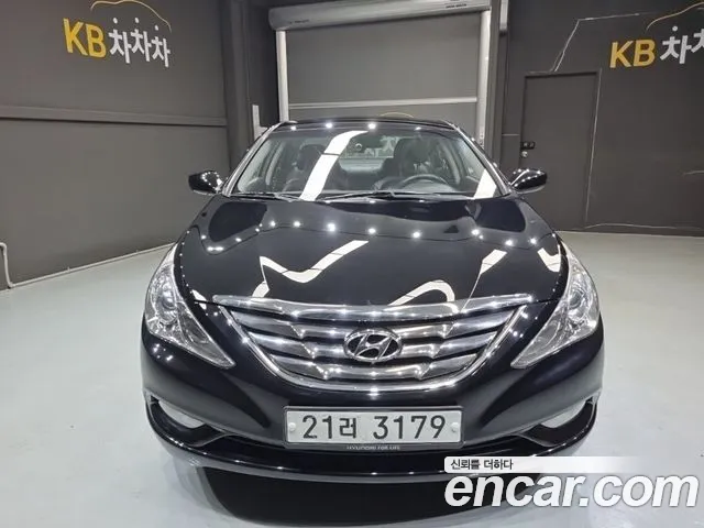 Hyundai Sonata 2011