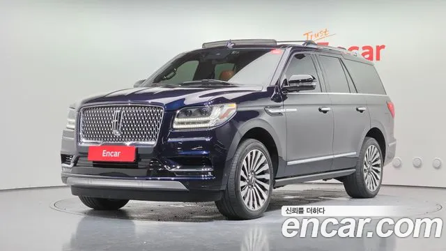 Lincoln Navigator 2021