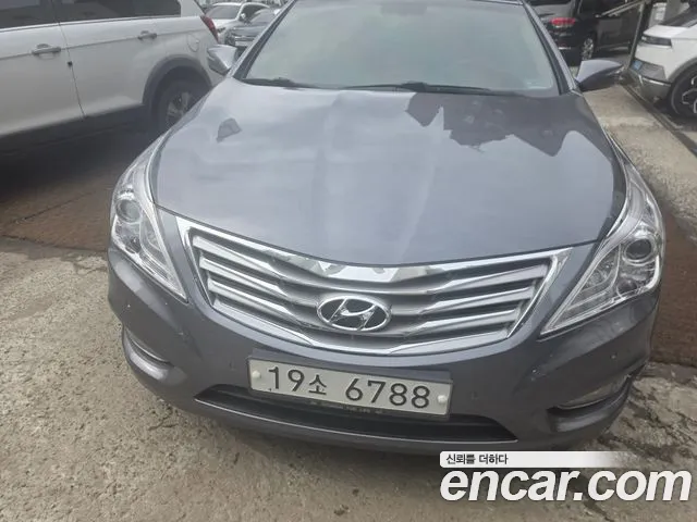 Hyundai Grandeur 2012