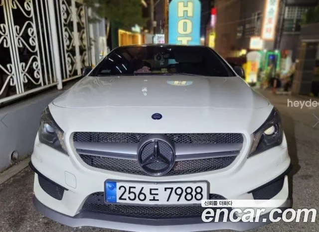 Mercedes-Benz CLA-Class 2014