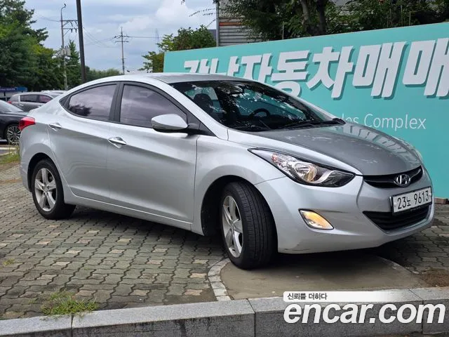 Hyundai Avante 2010