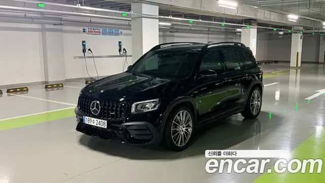 Mercedes-Benz GLB-Class 2023