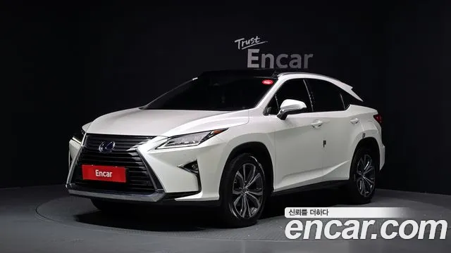 Lexus RX 2019
