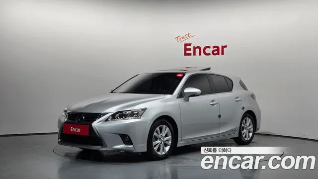 Lexus CT200h 2015