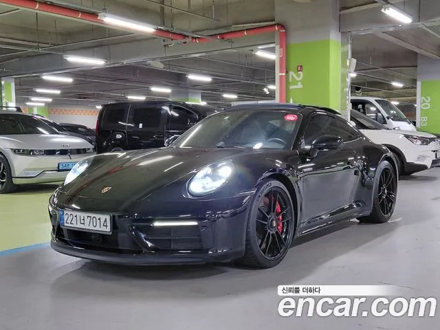 Porsche 911 2023