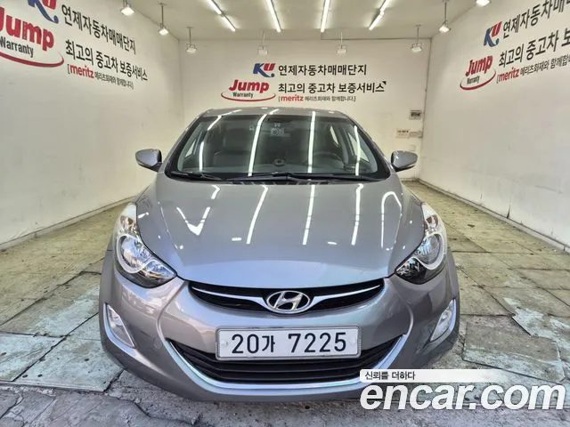 Hyundai Avante 2012