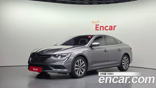 Renault SM6 2016