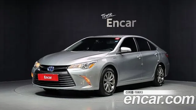 Toyota Camry 2016