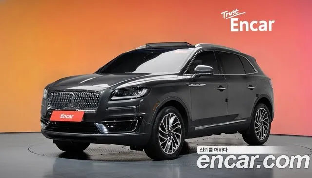 Lincoln Nautilus 2020