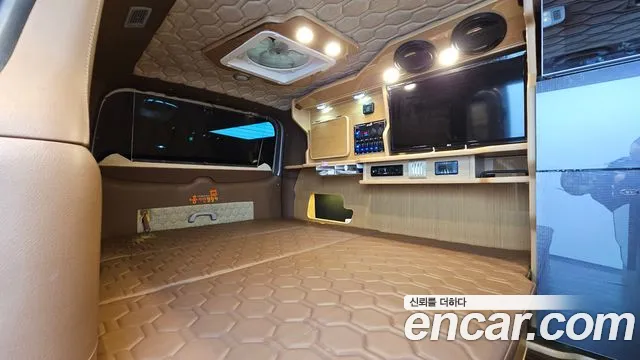 Hyundai Starex 2016