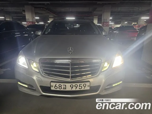 Mercedes-Benz E-Class 2012