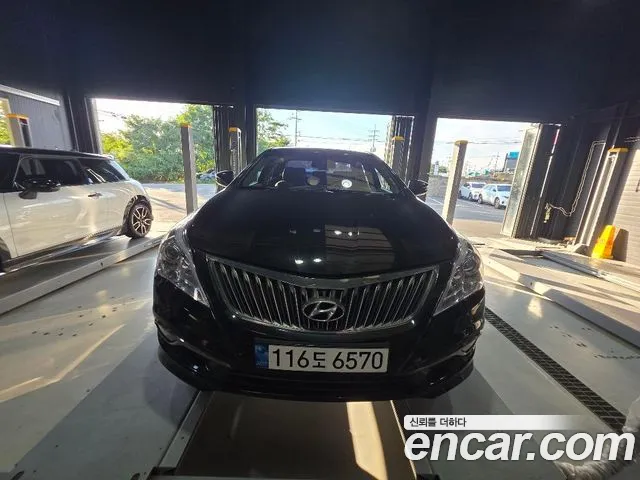Hyundai Grandeur 2014