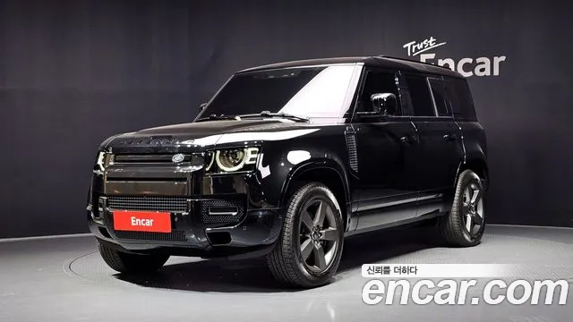 Land Rover Defender 2025
