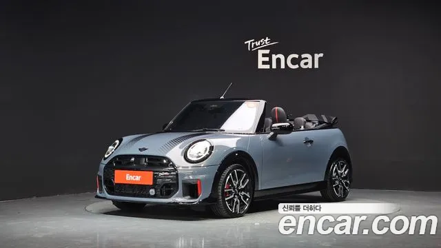 MINI Cooper Convertible 2026