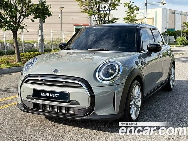 MINI Cooper 2021