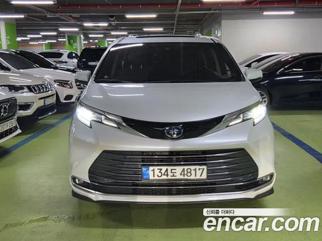 Toyota Sienna 2022