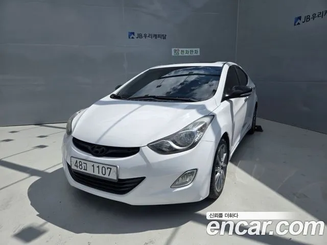 Hyundai Avante 2012