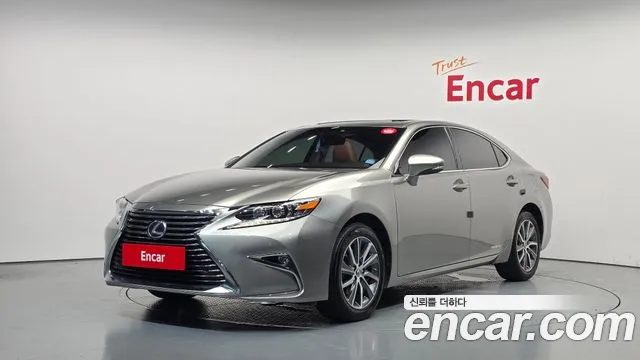 Lexus ES 2016