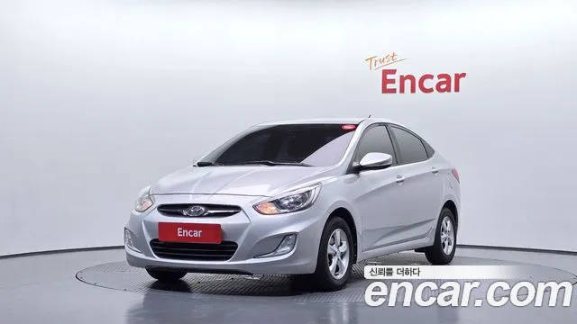 Hyundai Accent 2013