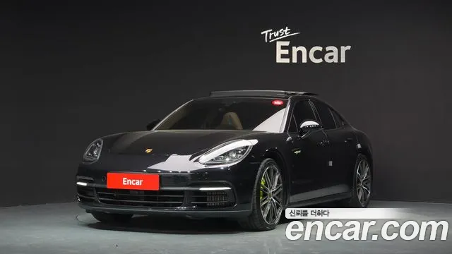 Porsche Panamera 2018