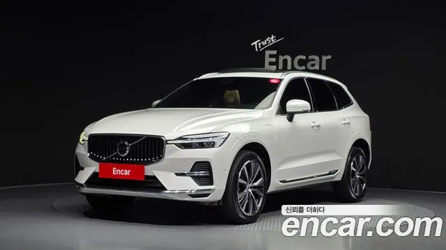 Volvo XC60 2022
