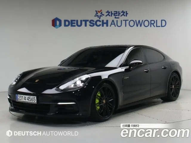 Porsche Panamera 2020