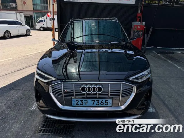 Audi e-tron 2021